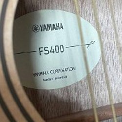 Гитара акустическая Yamaha FS400 - фото 2