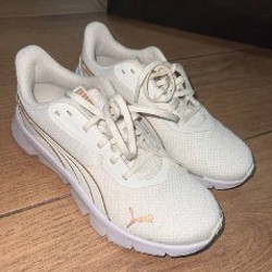 Женские кроссовки Puma - фото 2