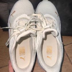 Женские кроссовки Puma - фото 6