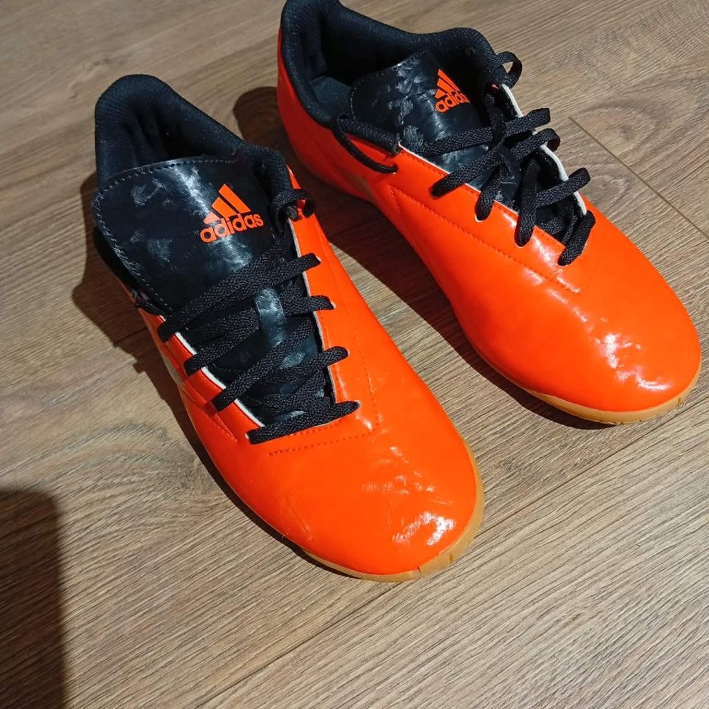 Футзалки Adidas