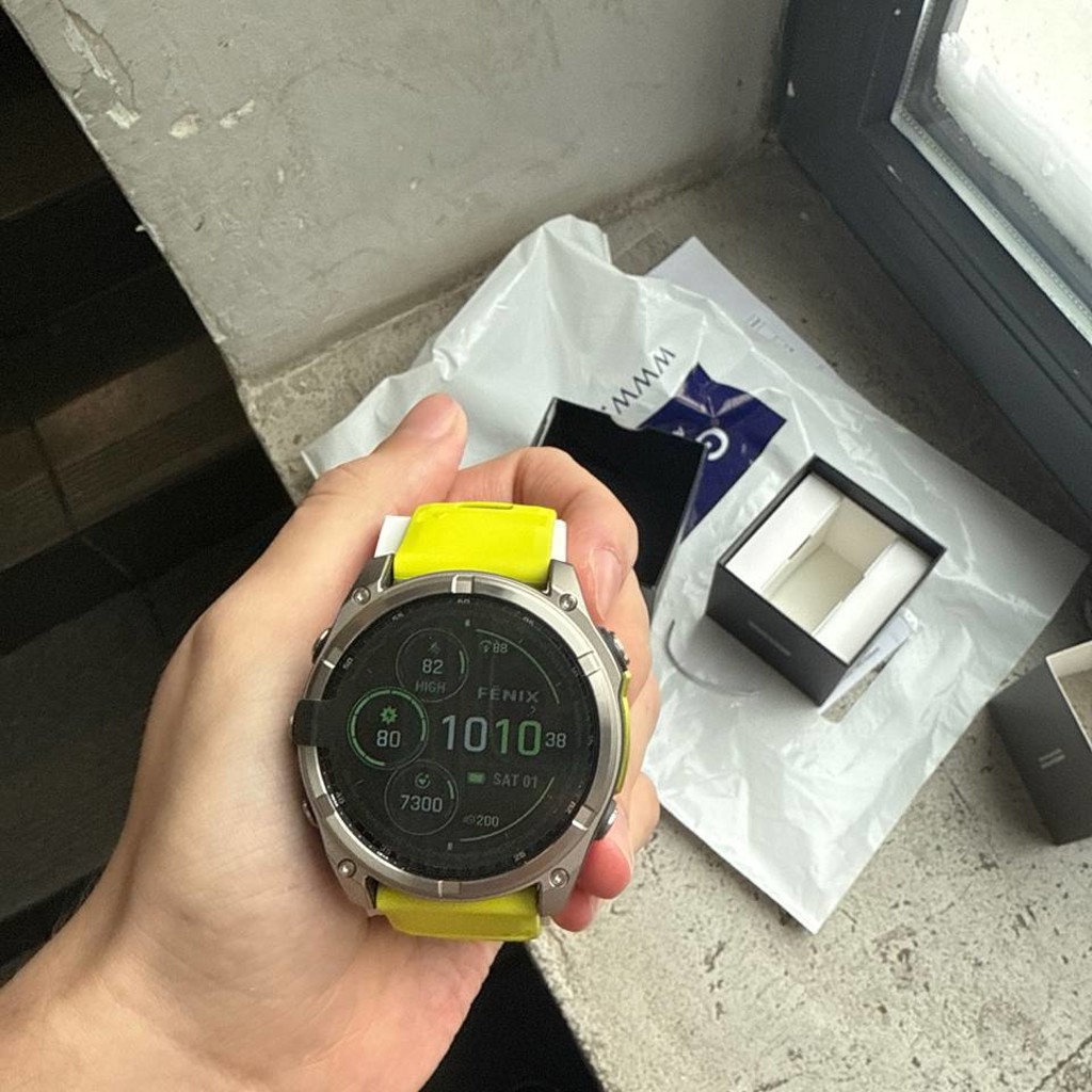 Смарт часы Garmin Fenix 8