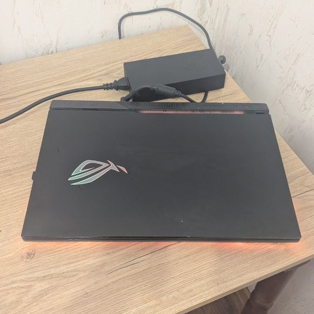 ASUS ROG Strix G733CX