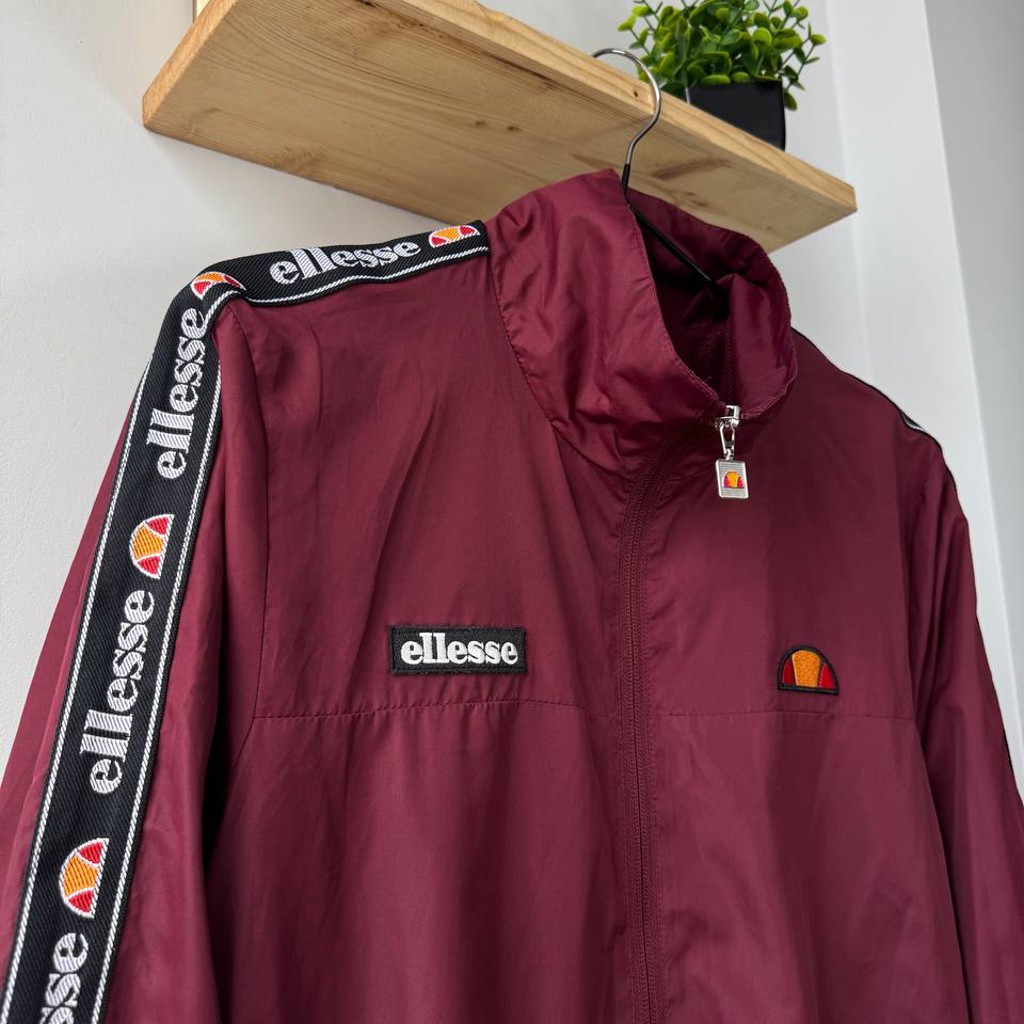 Ветровка Ellesse