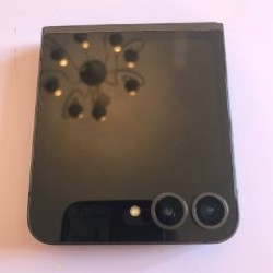 Samsung Galaxy Z Flip 6 Crafted Black - фото 2