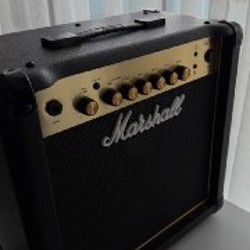 Гитарный комбоусилитель Marshall MG15R - фото 3