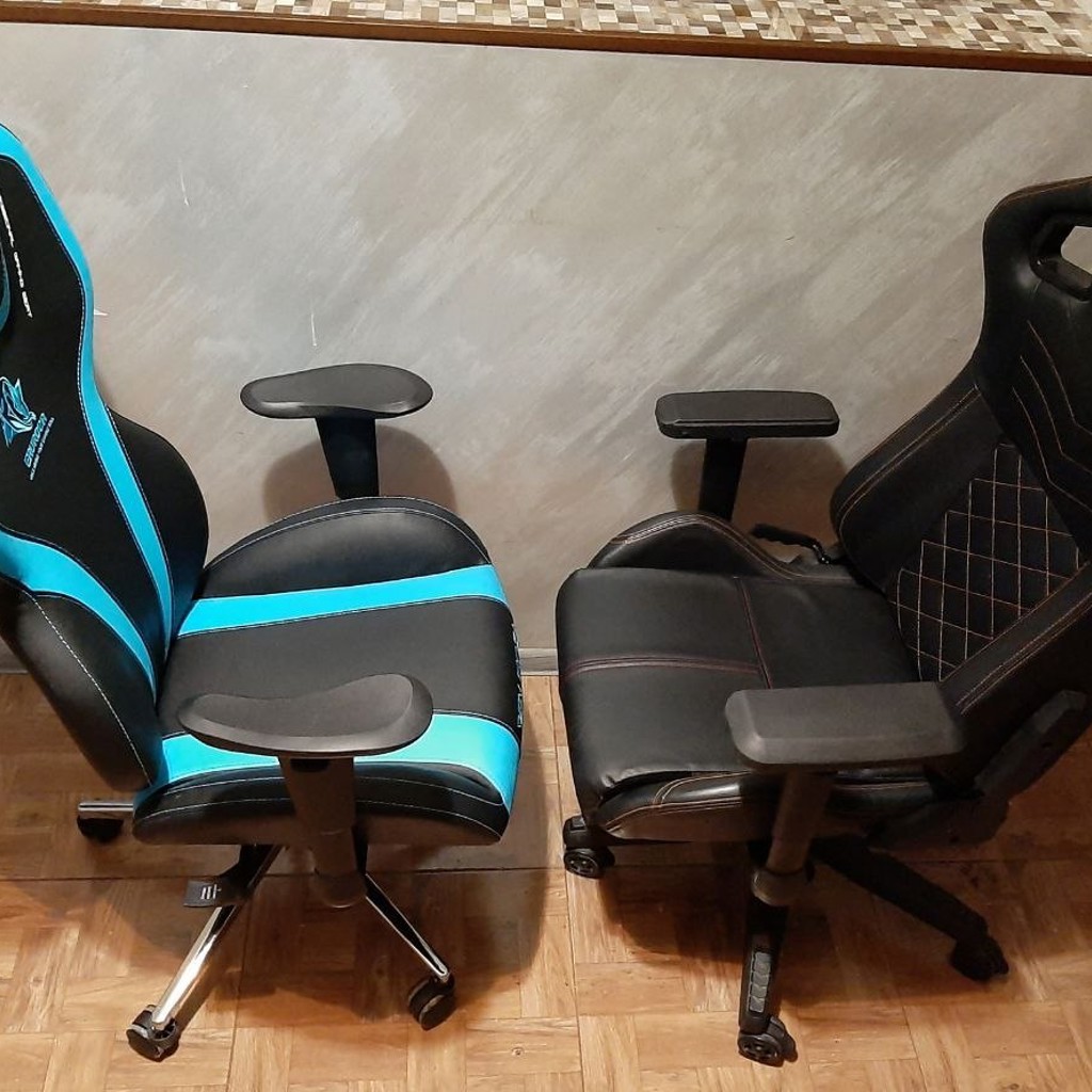 E-Blue Auroza