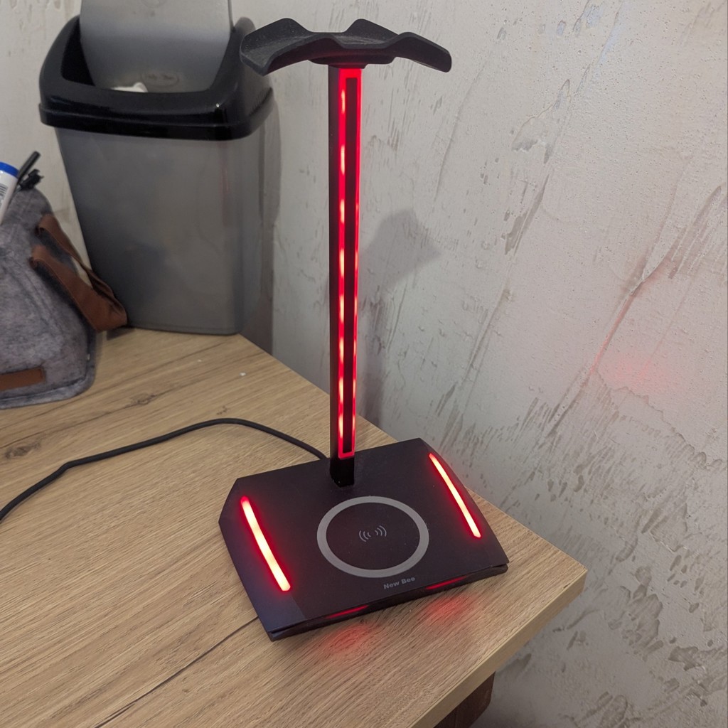 RGB держатель для наушников