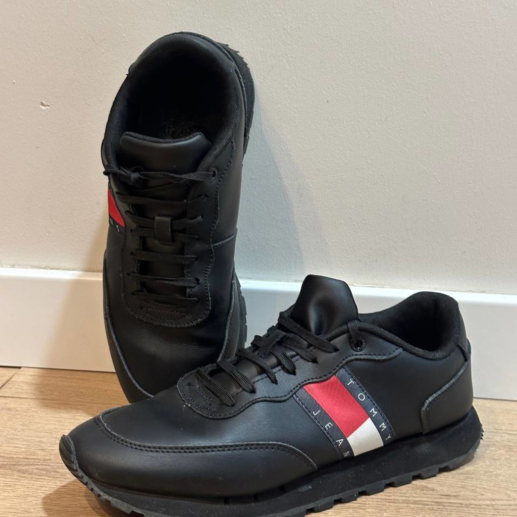 Кроссовки Tommy Jeans Leather Runner ESS