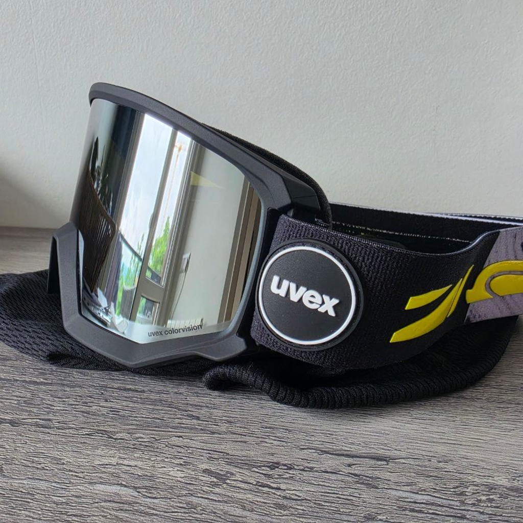 Горнолыжные очки UVEX Athletic Colorvision