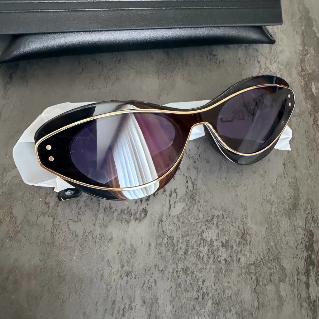 Солнцезащитные очки Christian Dior DiorMeteor B1I