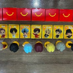 Полная коллекция фигурок BTS x McDonald's - фото 3