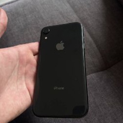 IPhone XR - фото 2