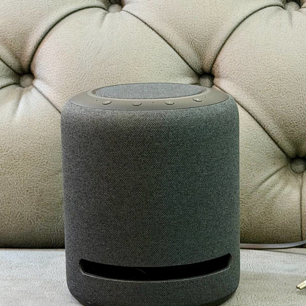 Amazon Echo Studio 1-го поколения