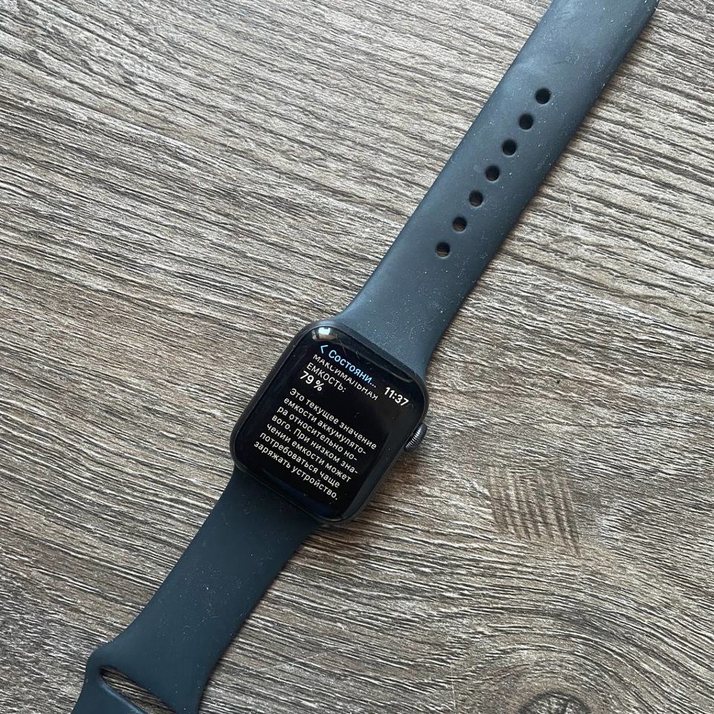 Часы Apple Watch S6 40 мм