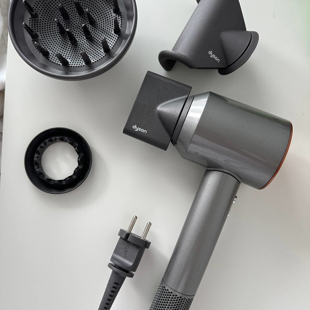 Фен Dyson hd07