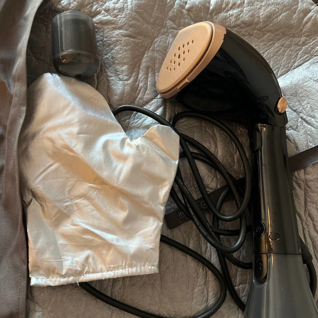 Отпариватель Philips 7000 STH 7060