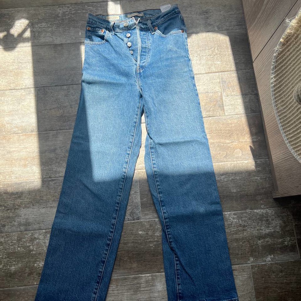 Джинсы Levi’s