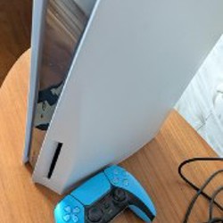 PS5 c 1 геймпадом - фото 1