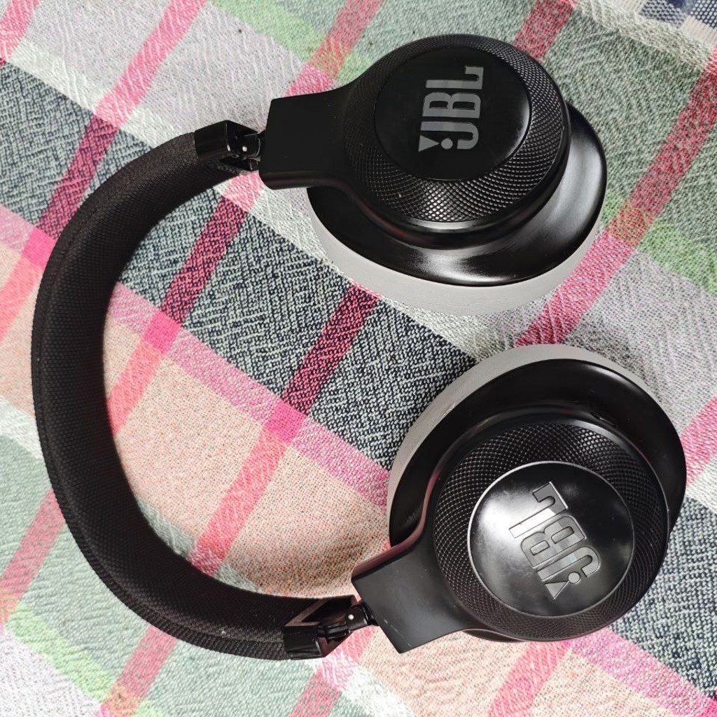 Беспроводные Bluetooth наушники JBL E55BT