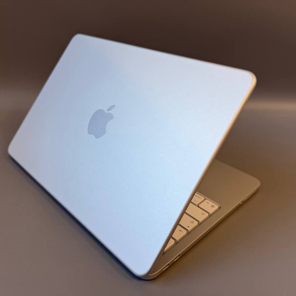 Ноутбук MacBook Neo 13