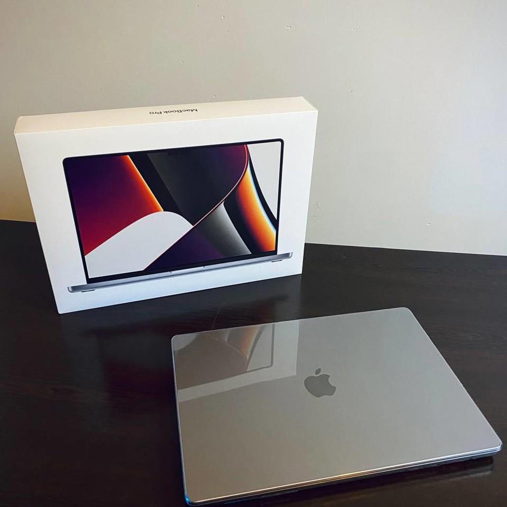 MacBook Pro 16” M1 Pro