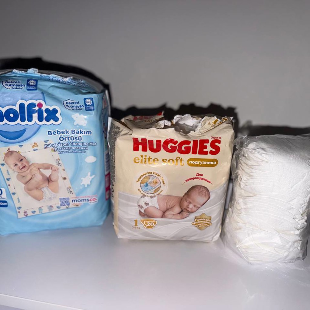 Памперс Huggies
