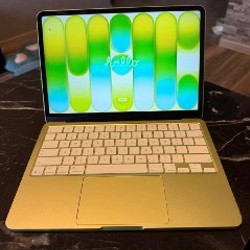 MacBook Neo Yellow - фото 4
