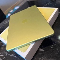 MacBook Neo Yellow - фото 5