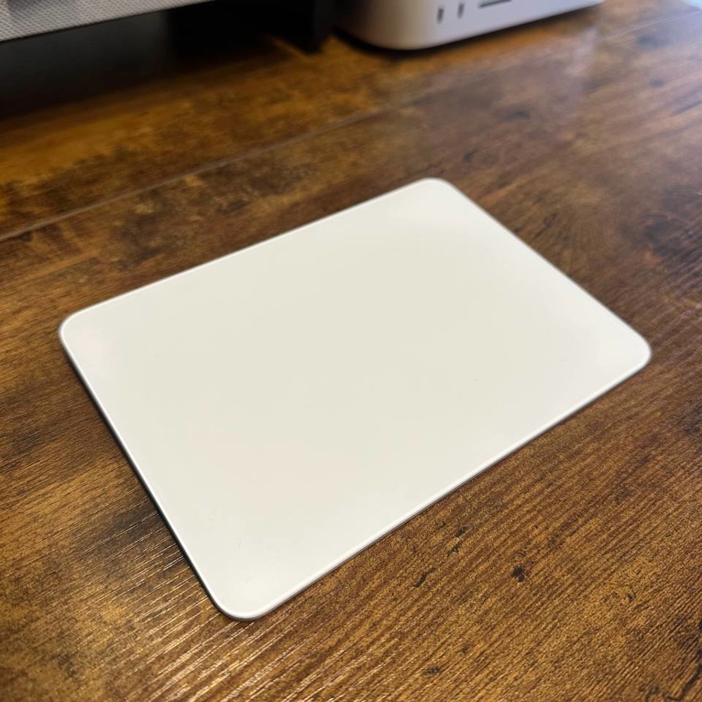 Apple Magic Trackpad 2