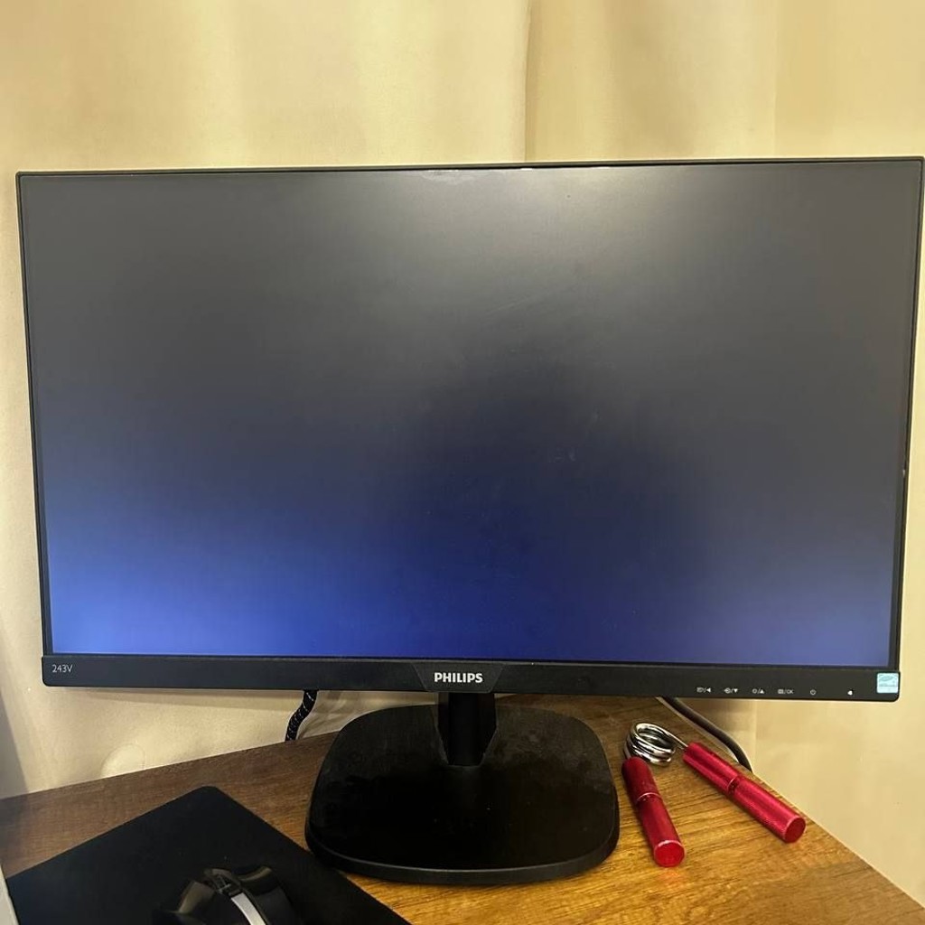 Монитор Philips 24 дюйма