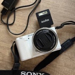 Камера Sony ZV-E10 Kit - фото 6