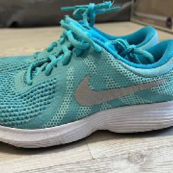 Кроссовки Nike Revolution 4 - фото 2