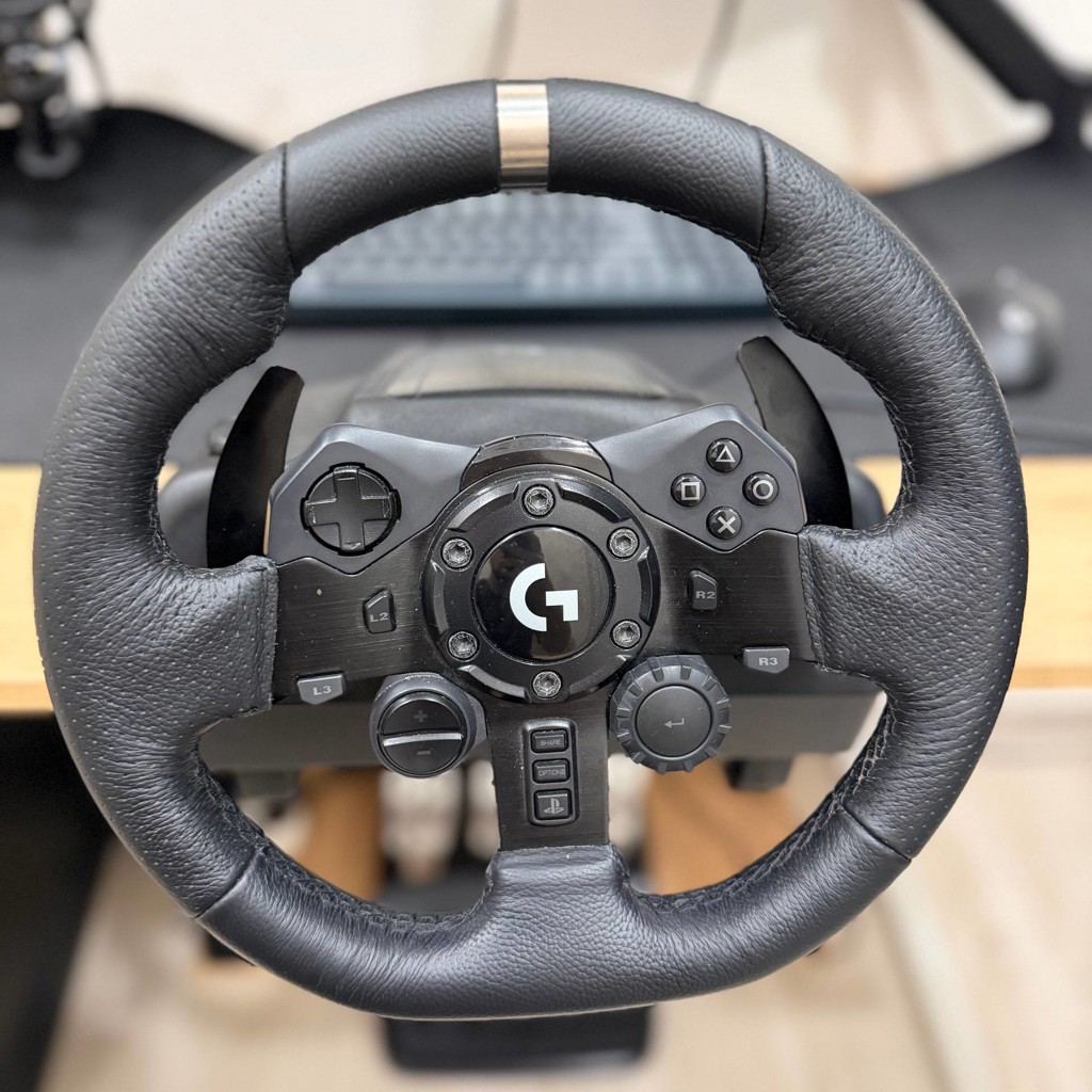 Руль Logitech G923