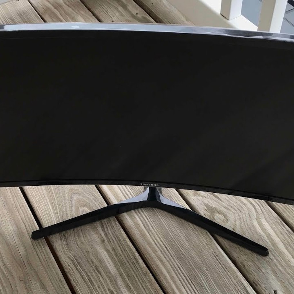 Монитор Samsung 27 дюймов