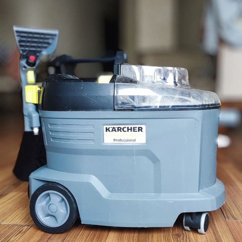 Пылесос экстрактор Karcher puzzi 8/1