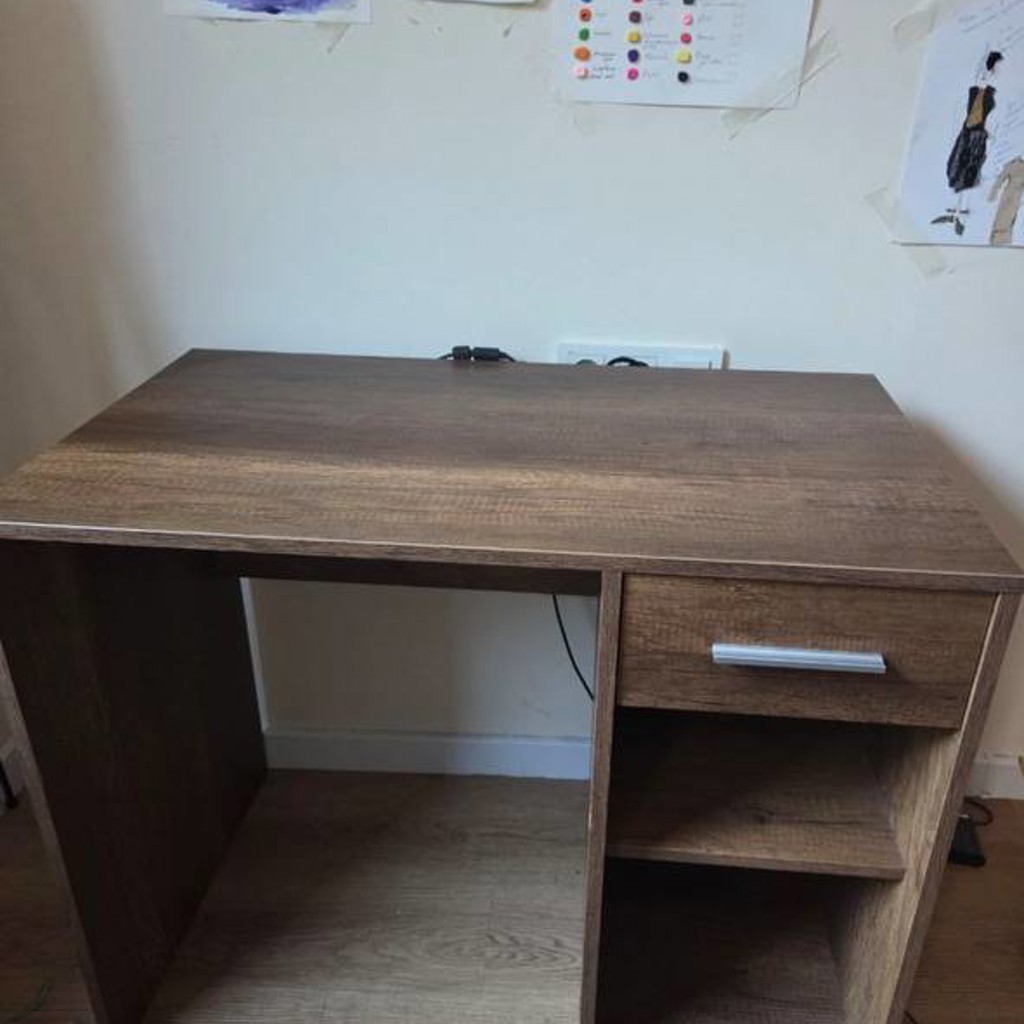 Компьютерный стол 90x55x75