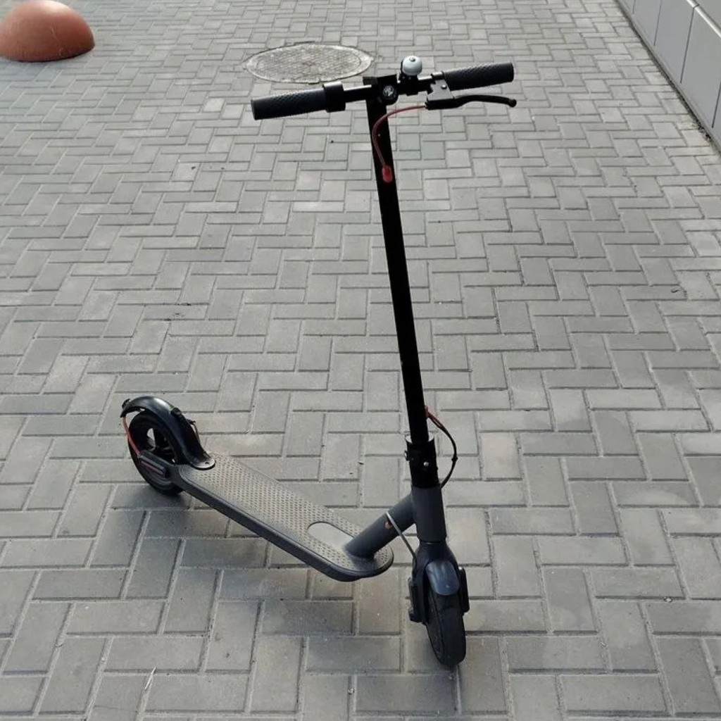 Электросамокат Xiaomi M365