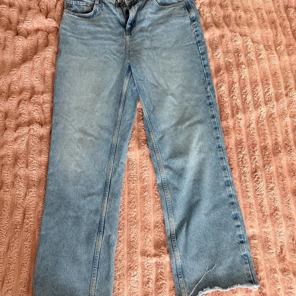Джинсы Zara