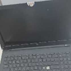 Серый ноутбук HP - фото 2