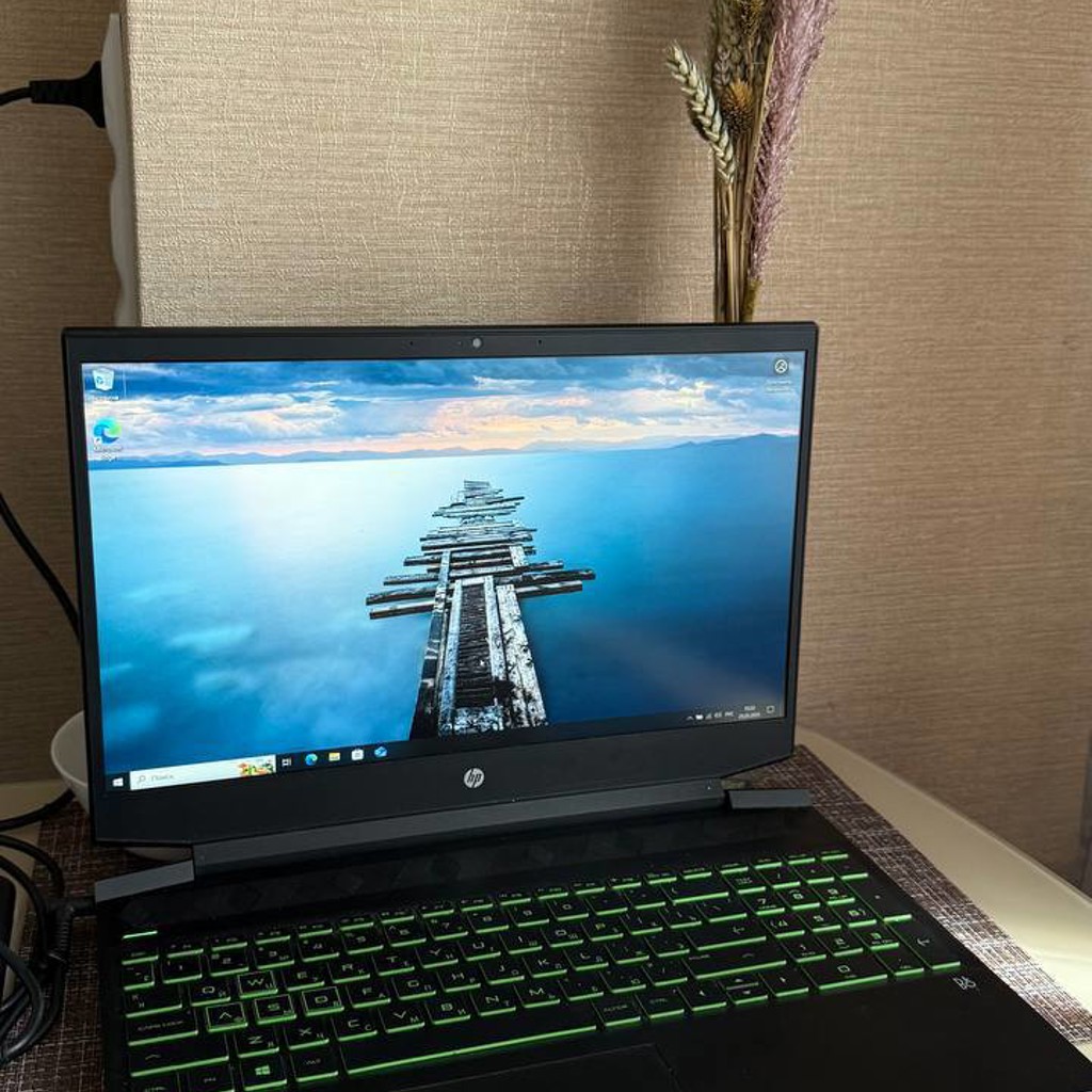 Ноутбук HP Pavilion Gaming 15-ec1087ur