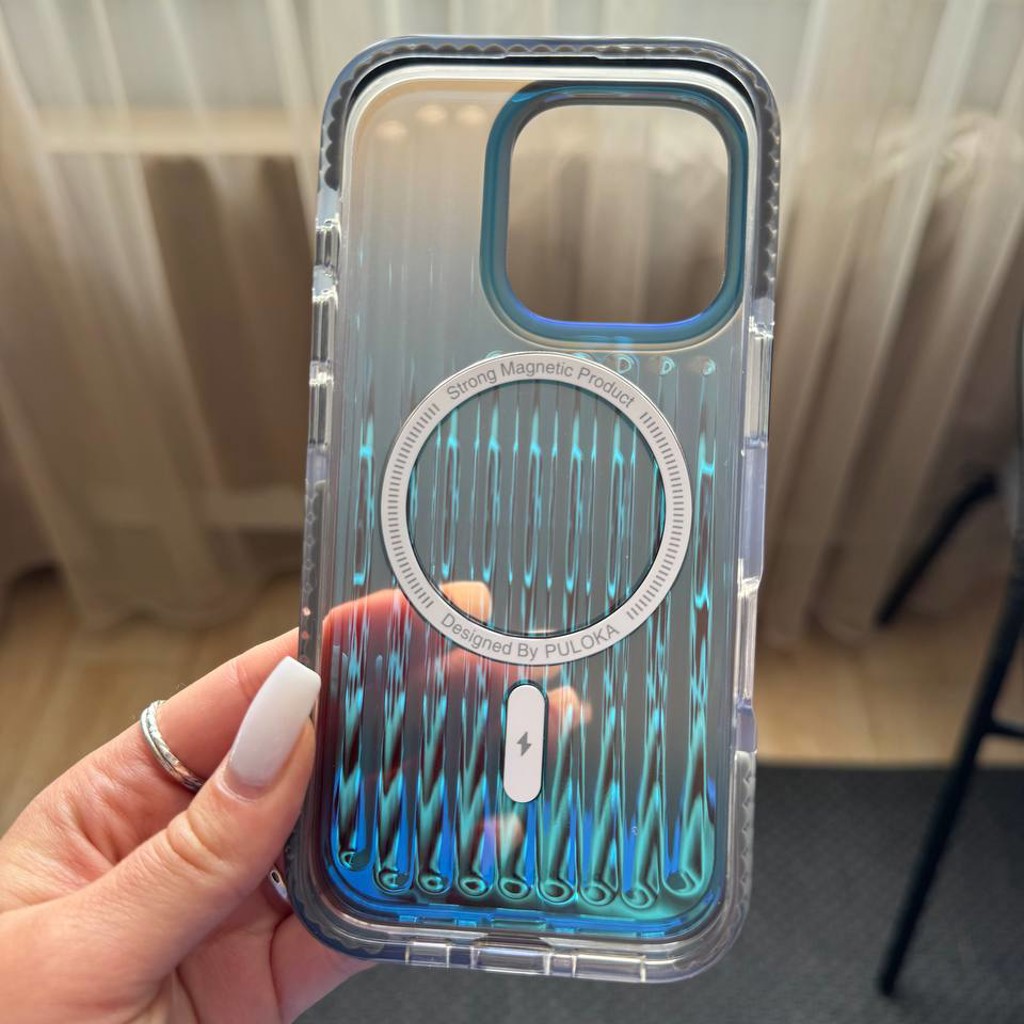 Чехол на iPhone 16 Pro