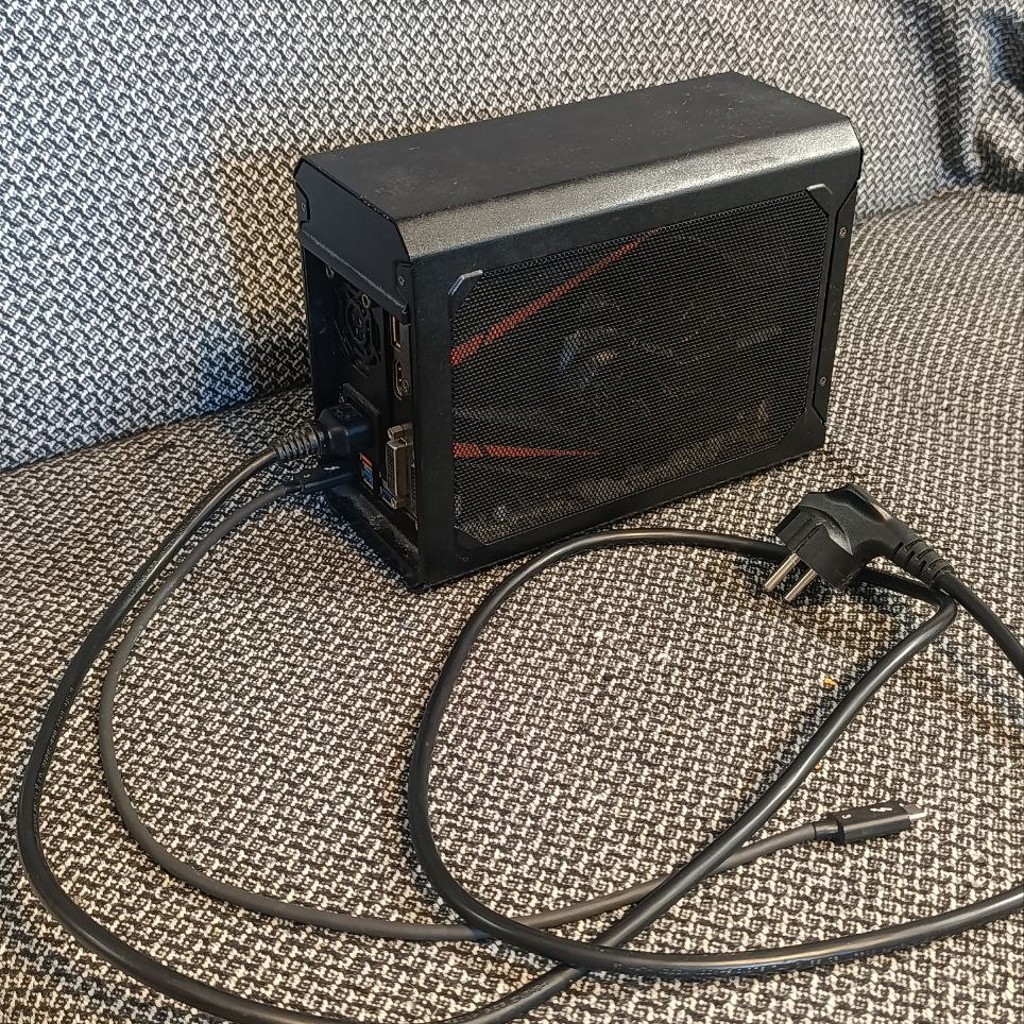 Внешняя видеокарта AORUS gaming box GTX 1070