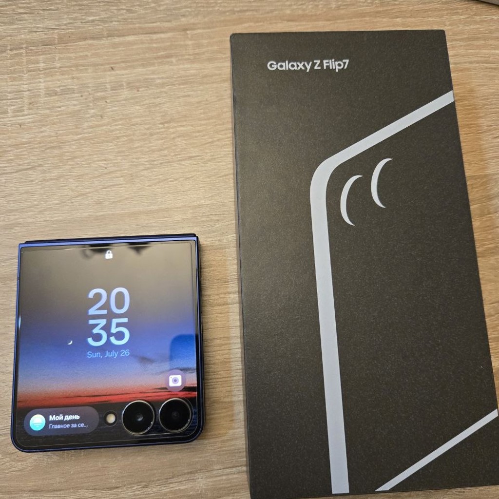 Samsung Galaxy Z Flip 7