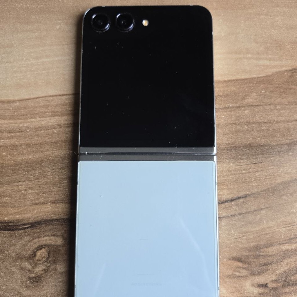 Samsung Galaxy Z Flip 5