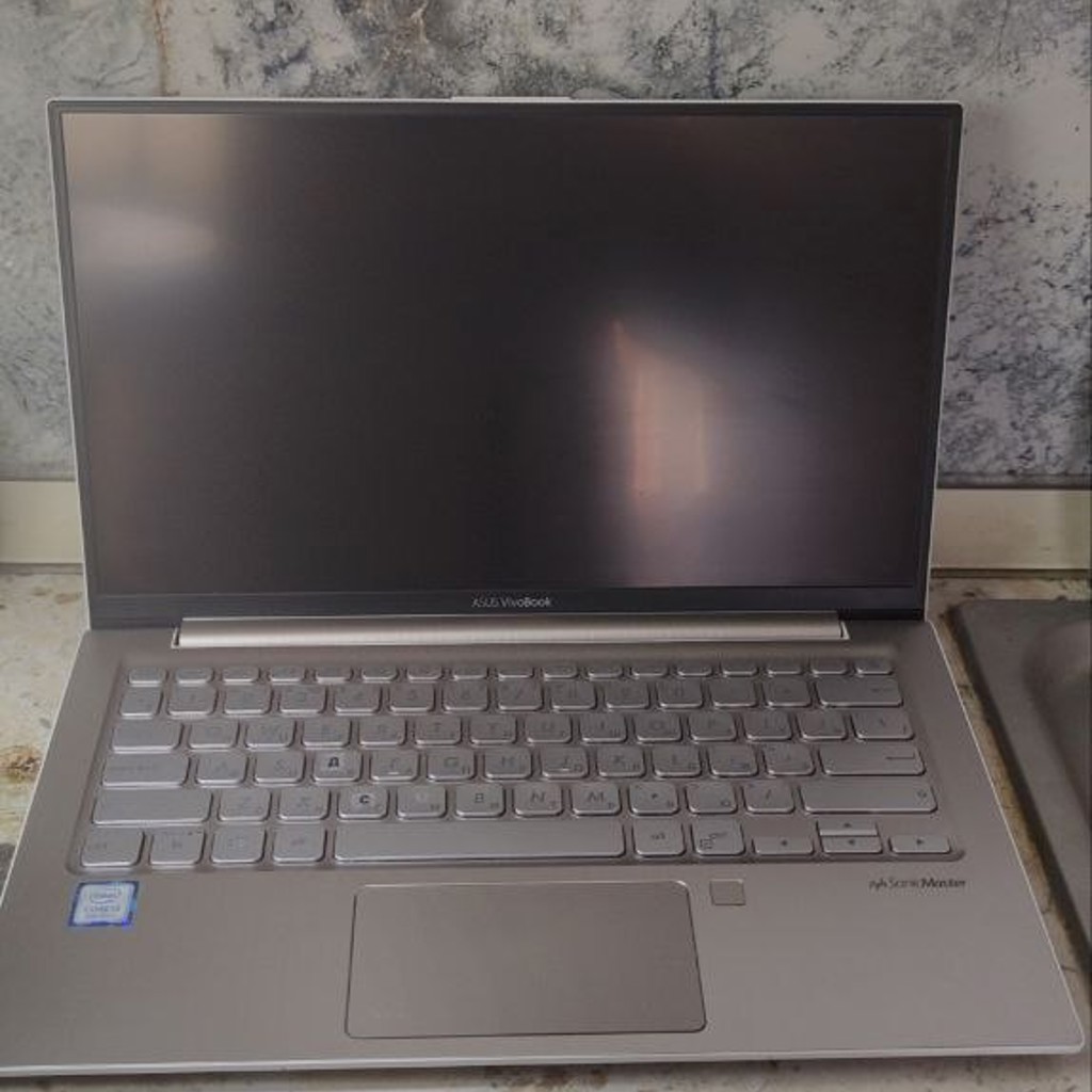 Asus Vivobook