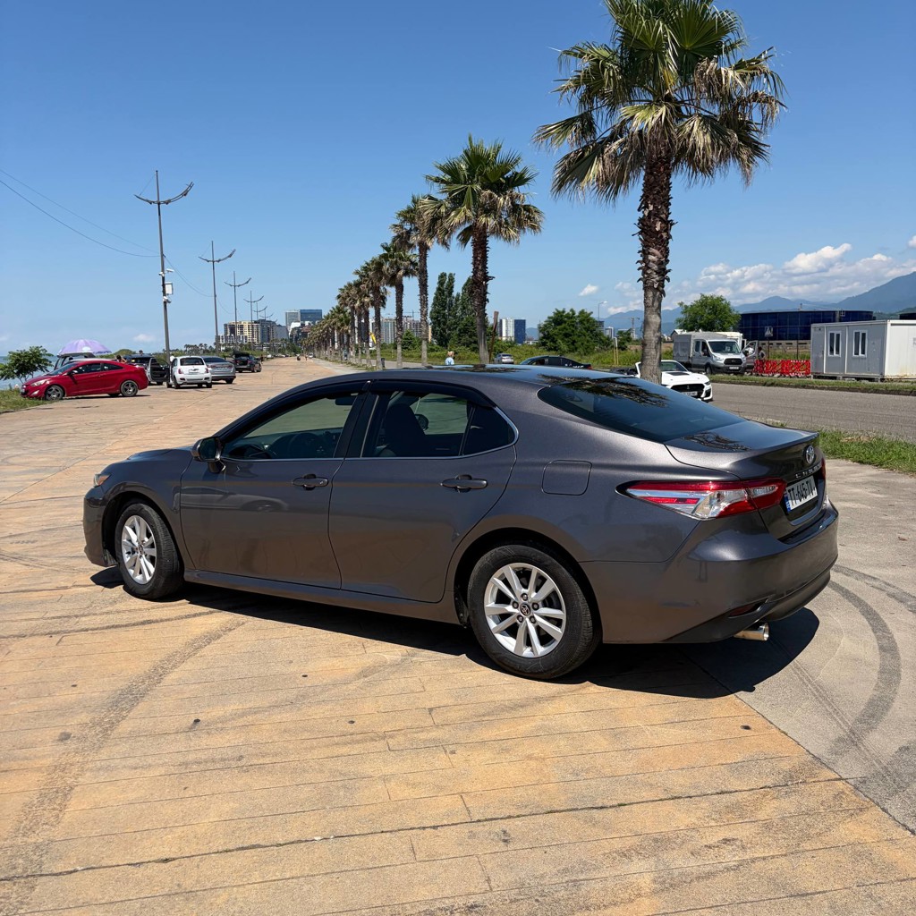TOYOTA CAMRY 70 HYBRID