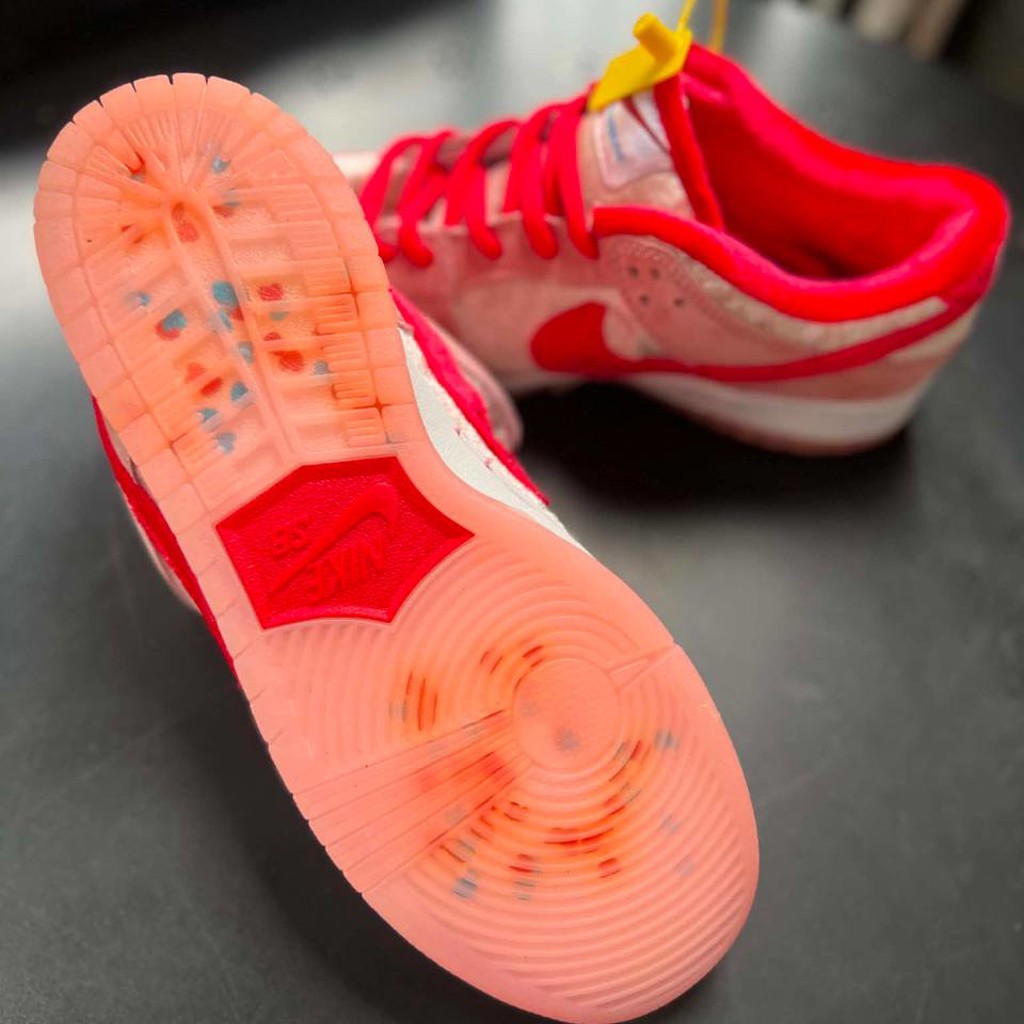 Кроссовки Nike