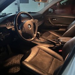 BMW 320i - фото 2