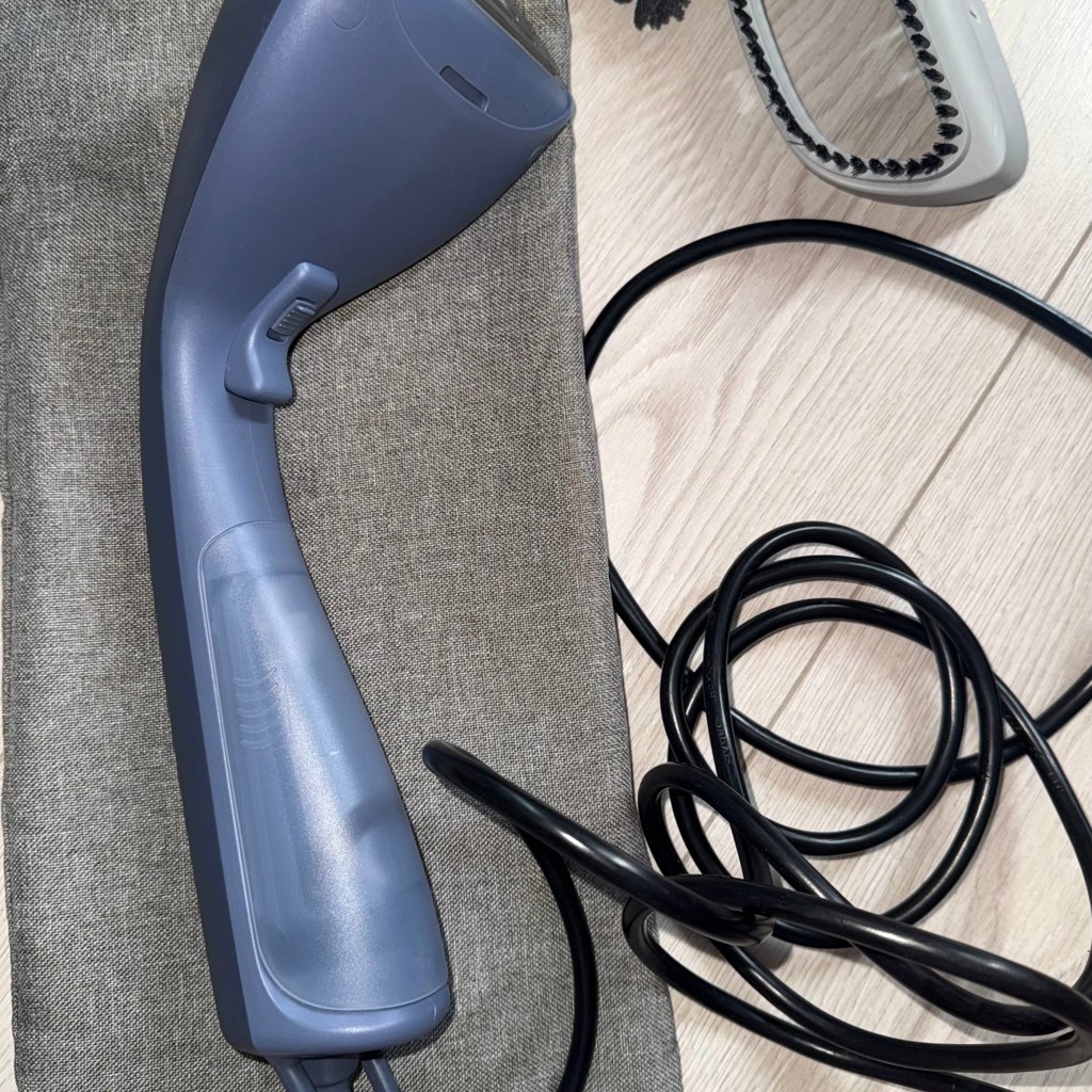 Отпариватель Electrolux E7HS1-4MN