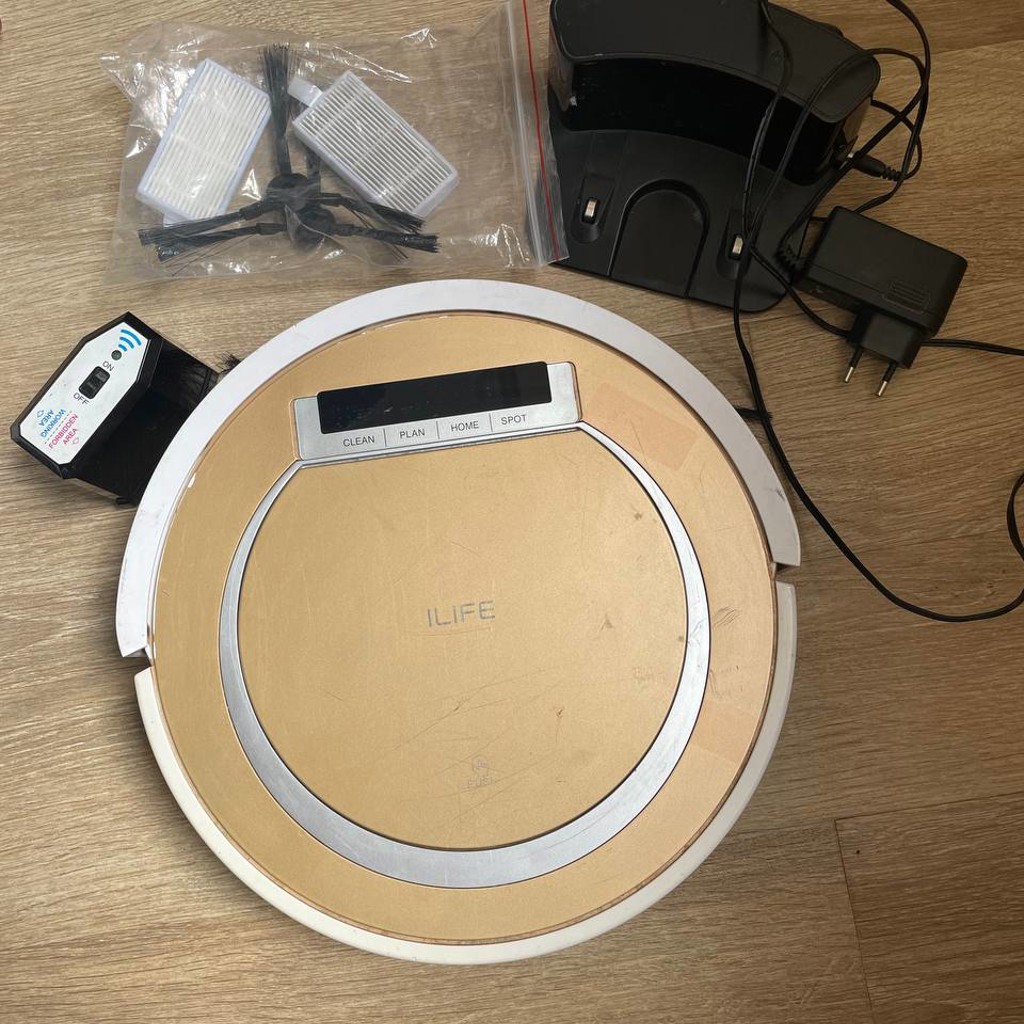 Робот пылесос ILIFE V55